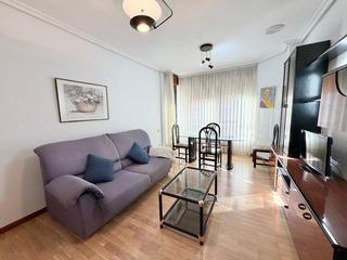 Location Appartement  Logroño - av perez galdos. Se alquila estudio en pleno centro de logroño, situado en una zo