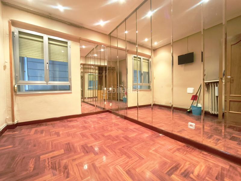 Foto cff478da-9730-4d9d-a3e2-0f538b5e9145. Pis amb calefacció a Gran Via Logroño