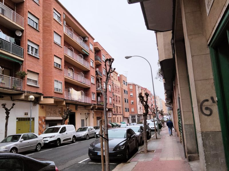 Foto 3587d1ee-ec1c-44c6-bb1e-5c85b6b2451a. Local comercial a Oeste Logroño
