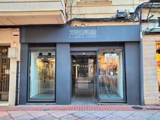 Lloguer Local Comercial  Logroño - doctores castroviejo. Local en alquiler en logroño