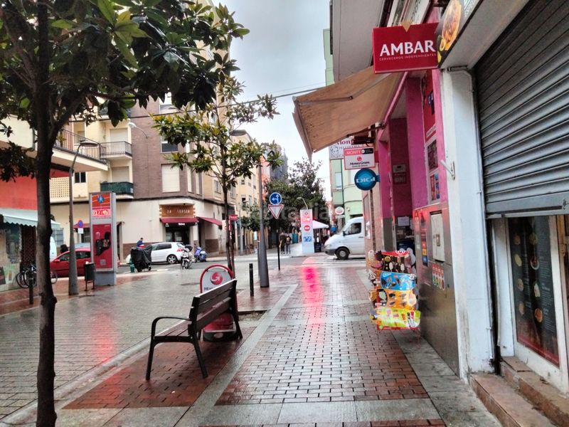 Foto 0ce6ac9c-094f-4052-b4d2-e1d87167b85e. Local comercial a Jesuitas Logroño