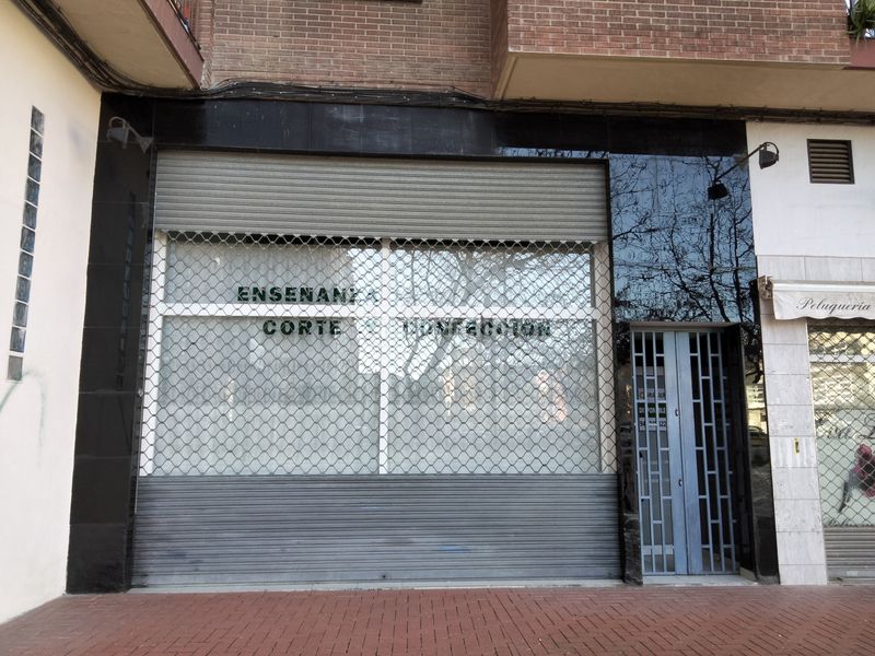 Foto 1758117b-e3fc-4346-beae-df6e29c9f2e5. Local comercial a Oeste Logroño