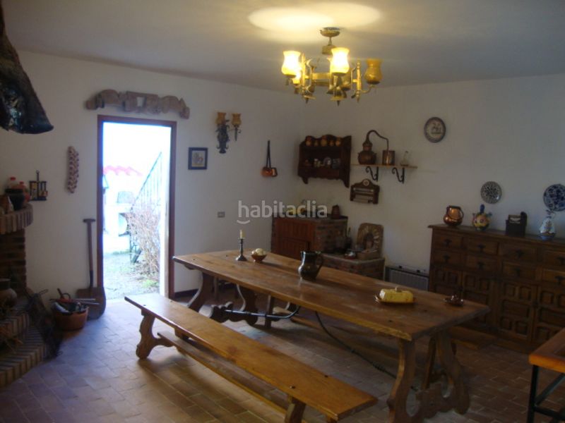 Foto 0cd0db4c-f012-4232-88e1-c7953dae4757. Local comercial a Alberite