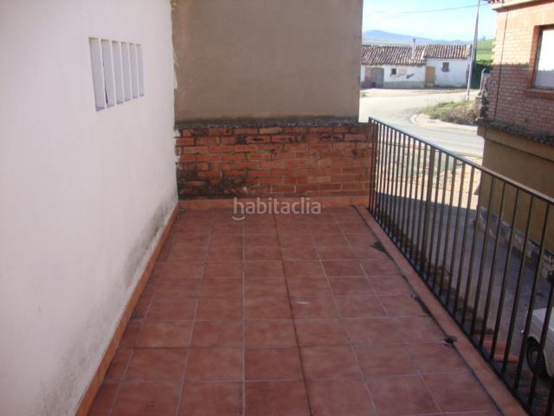 Foto e81b68d9-77f3-40ba-b24d-0ed3b40e54d9. Local comercial a Alberite