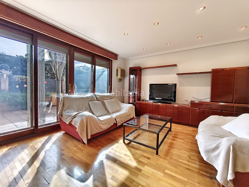 Foto bccb5a9f-b040-4895-82df-4ce1c759a5b3. Casa amb calefacció aparcament piscina a Avenida Madrid Logroño
