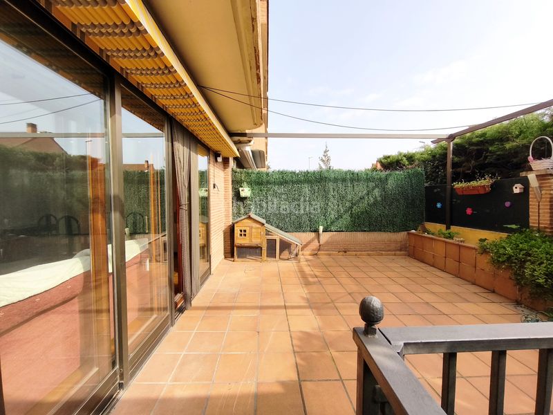 Foto e832f4fa-70d4-4c49-b833-dada8d805471. Casa amb calefacció aparcament piscina a Avenida Madrid Logroño