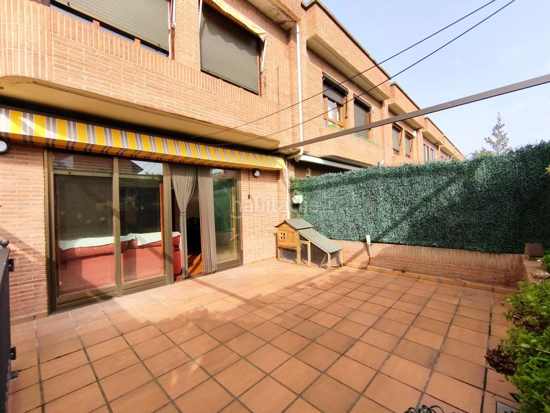 Foto ee3fa386-1bab-417e-8c4d-989bbf4202c6. Casa amb calefacció aparcament piscina a Avenida Madrid Logroño
