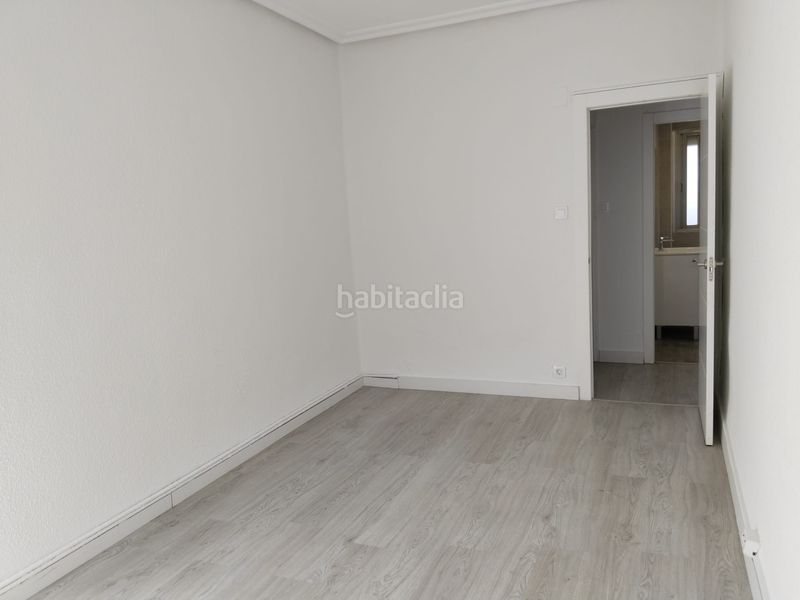 Foto 92318f4d-40b5-4c43-a470-7c001803f69d. Pis amb calefacció a Gran Via Logroño