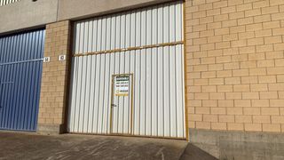 Miete Fabrikhalle in Laguardia. Se presenta una magnífica oportunidad para alquilar una nave ind
