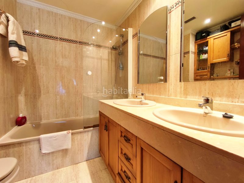 Foto 09d29d92-3fe6-4fe7-a0ac-869de5311ebb. Casa amb calefacció aparcament piscina a Avenida Madrid Logroño