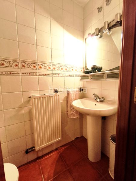 Foto 3d6d3eaa-73b1-470e-a41c-96953b744d0c. Casa amb calefacció aparcament piscina a Avenida Madrid Logroño