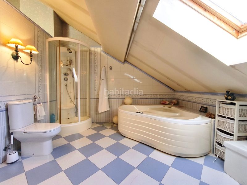 Foto 63152c1f-590b-4ee7-a220-5bb67ed0399a. Casa amb calefacció aparcament piscina a Avenida Madrid Logroño