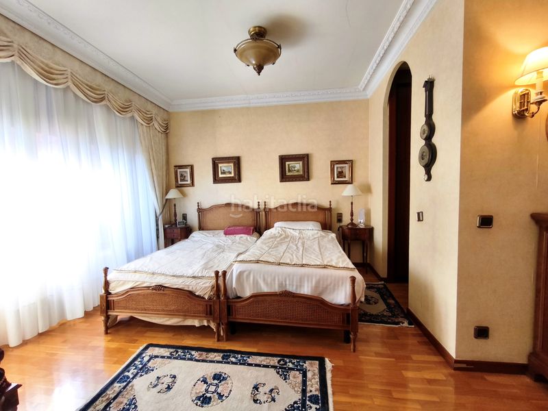 Foto 8dfdb34d-9587-4013-93d2-c866c8568754. Casa amb calefacció aparcament piscina a Avenida Madrid Logroño