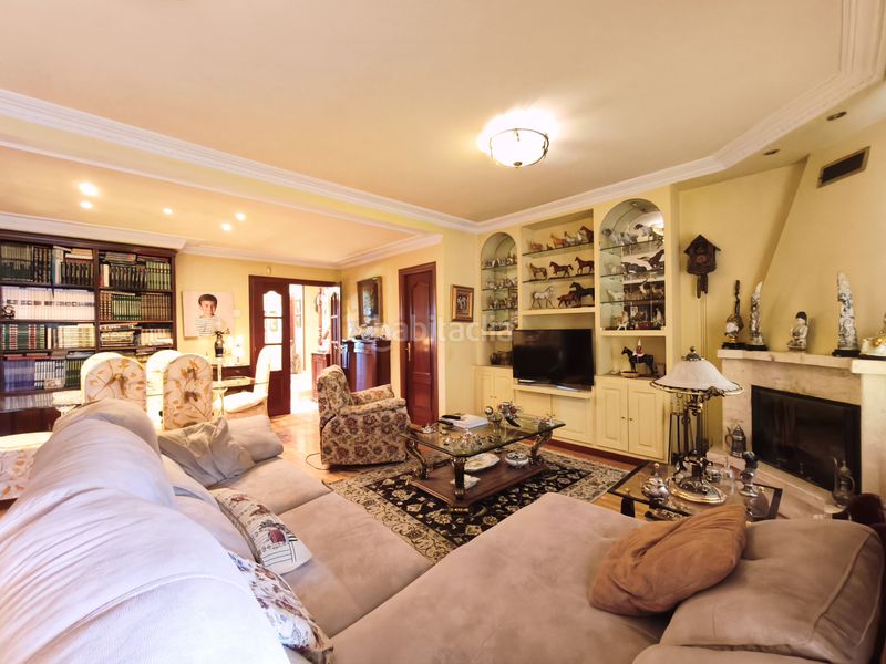 Foto efdaeffd-b295-418f-b2c6-eb8fa35f2033. Casa amb calefacció aparcament piscina a Avenida Madrid Logroño
