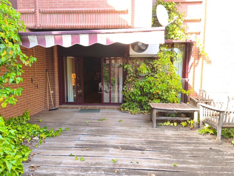 Foto ff63f9d2-2c0a-4f5e-8bb9-010255826daf. Casa amb calefacció aparcament piscina a Avenida Madrid Logroño