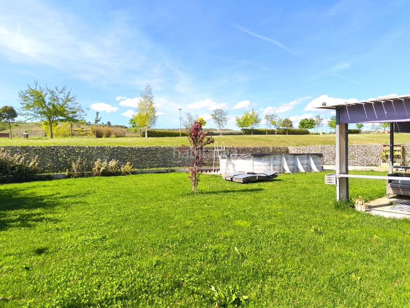Foto dd77fe15-0ed7-4035-a6a8-66cccaa0a60e. Casa amb calefacció aparcament piscina a Viana