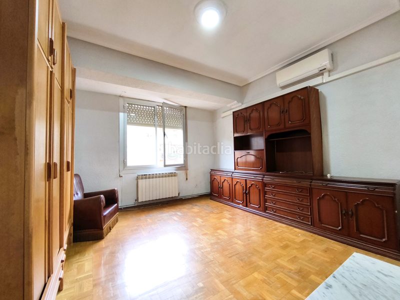 Foto 27b633a6-da9b-4a87-adf1-81daf1a79eb7. Pis amb calefacció a Residencia Logroño