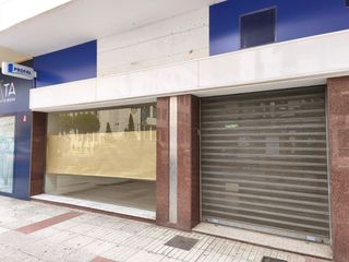 Locale commerciale in Logroño - Maria Zambrano