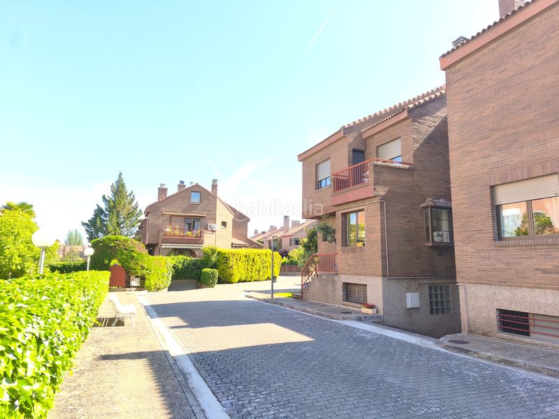 Foto 19de3458-3d0e-4b66-950e-ec7368a08298. Casa adossada amb calefacció aparcament a Avenida Madrid Logroño