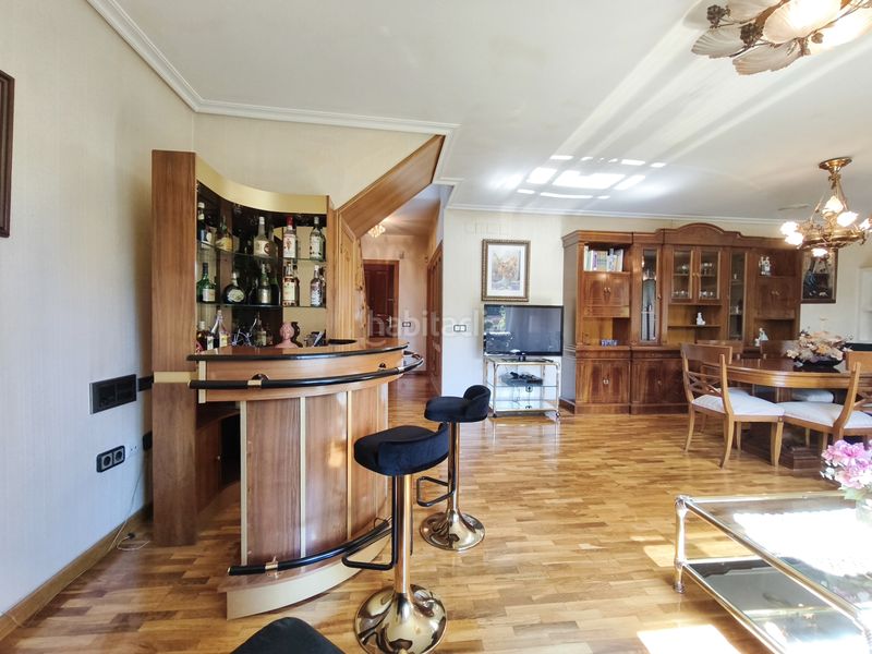 Foto abdb731e-9b11-499b-8c4a-262f90b0792a. Casa adossada amb calefacció aparcament a Avenida Madrid Logroño