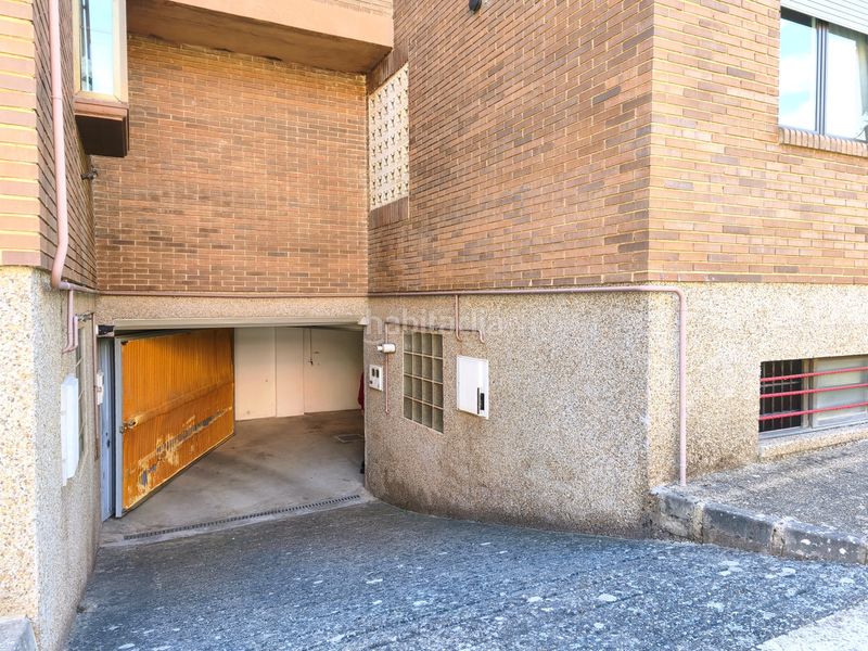 Foto f6864e7e-752e-4a13-b076-22a2b6e2a438. Casa adossada amb calefacció aparcament a Avenida Madrid Logroño