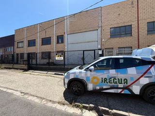 Rent Industrial building in La Portalada - Varea. Exclusiva inmobiliaria iregua  nave industrial en alquiler