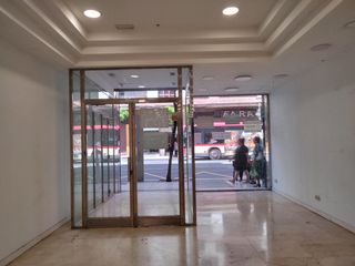 Lloguer Local Comercial a Gran Via. Chile