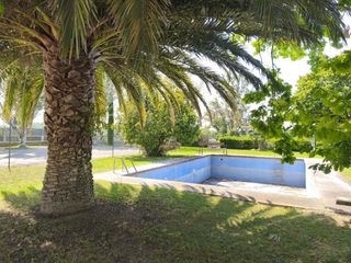 Casa a Villamediana de Iregua. Presentamos una encantadora casa independiente en el tranquilo y
