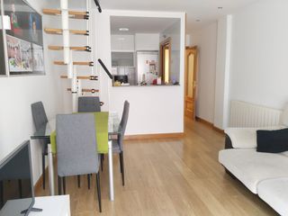 Flat in Oeste. Piso en venta en general urrutia  el cubo, logroño