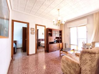 Flat in La Estrella. Descubre tu nuevo hogar en el encantador barrio de la estrella,