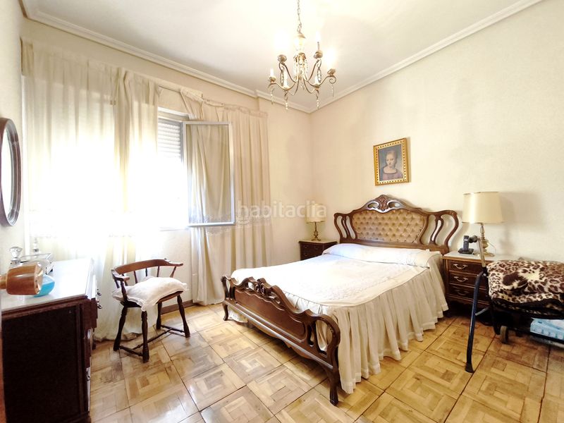Foto 5f3ffff8-d695-47c7-bd89-e0aa77d69a08. Pis amb calefacció a Jesuitas Logroño