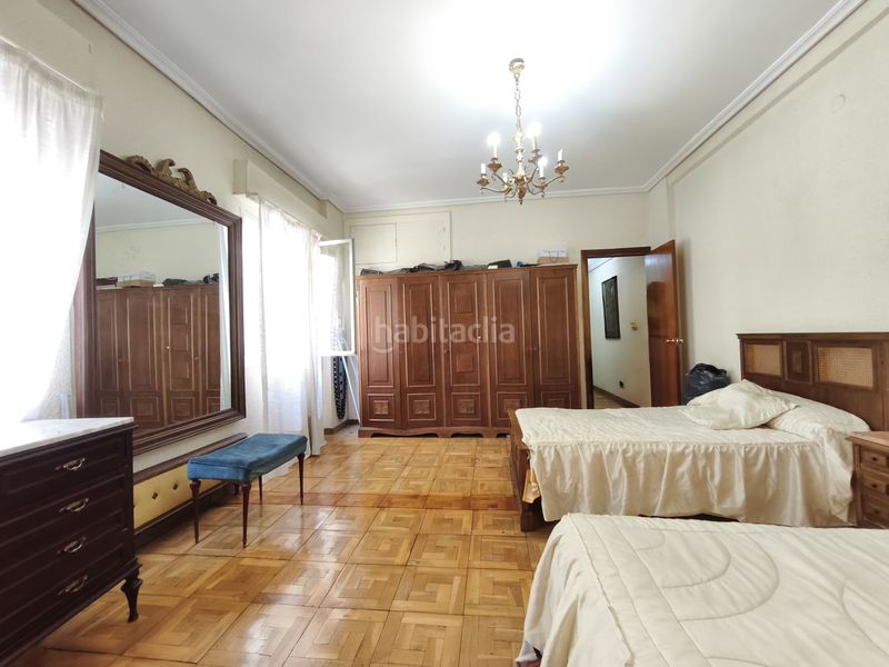 Foto a0d00381-a7e9-4a28-8278-e316f977b39a. Pis amb calefacció a Jesuitas Logroño