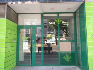 Lloguer Local Comercial a Gran Via. Solidaridad
