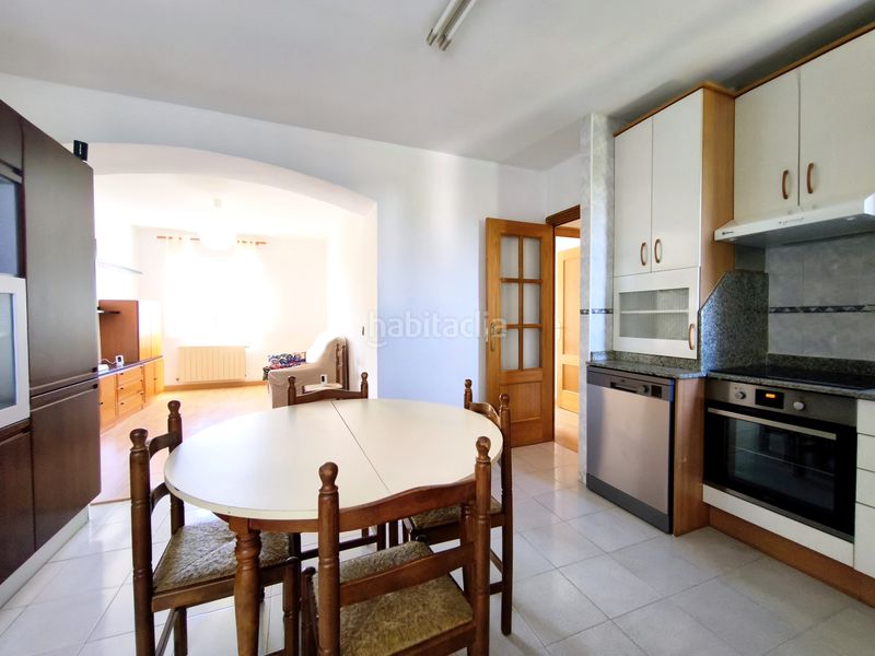 Foto 12afe10c-0005-4ef1-b2c4-ba97d8276d36. Alquiler piso precioso apartamento con vistas a la ciudad. en Logroño