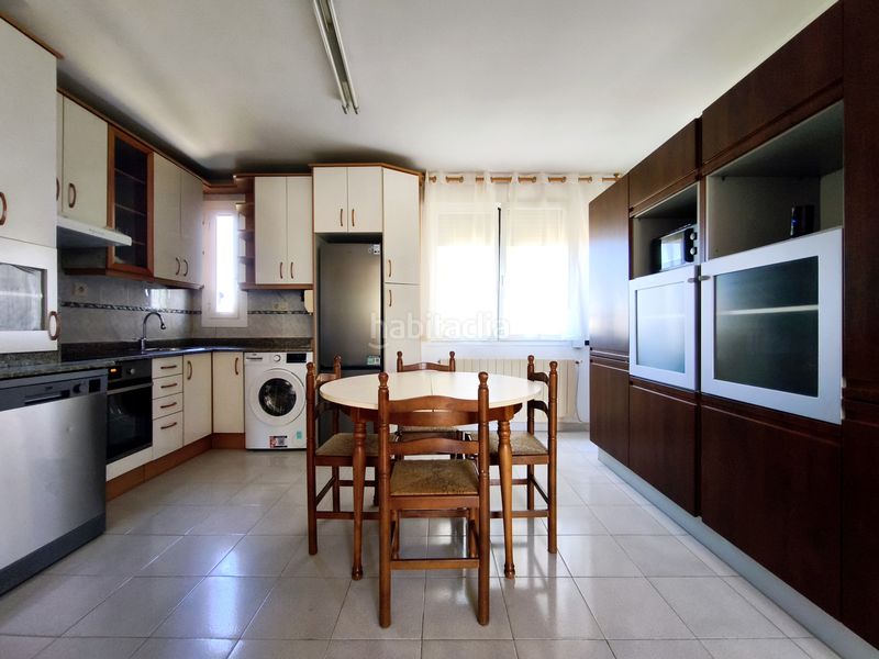 Foto 832740d0-0ecc-4a50-b6cb-217cac208aa1. Alquiler piso precioso apartamento con vistas a la ciudad. en Logroño