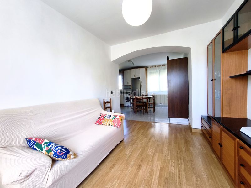 Foto c95ab581-b479-480c-822b-7f99706b072e. Alquiler piso precioso apartamento con vistas a la ciudad. en Logroño