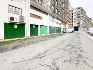 Aparcament cotxe a Zumarraga