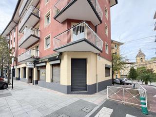 Location Local commercial à Zumarraga