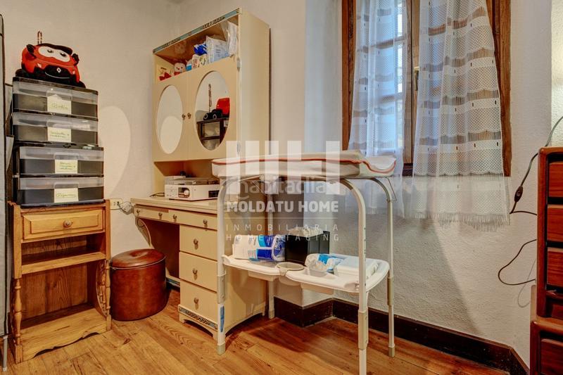 Foto fa077e4d-f4b8-4ac6-ae74-36e08abd596d. Casa amb calefacció a Igantzi