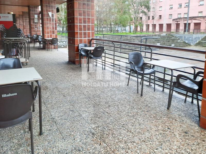 Foto eb09e05a-8cbd-4c0a-b72d-2f3e89488dc5. Local commercial dans Intxaurrondo Donostia - San Sebastián