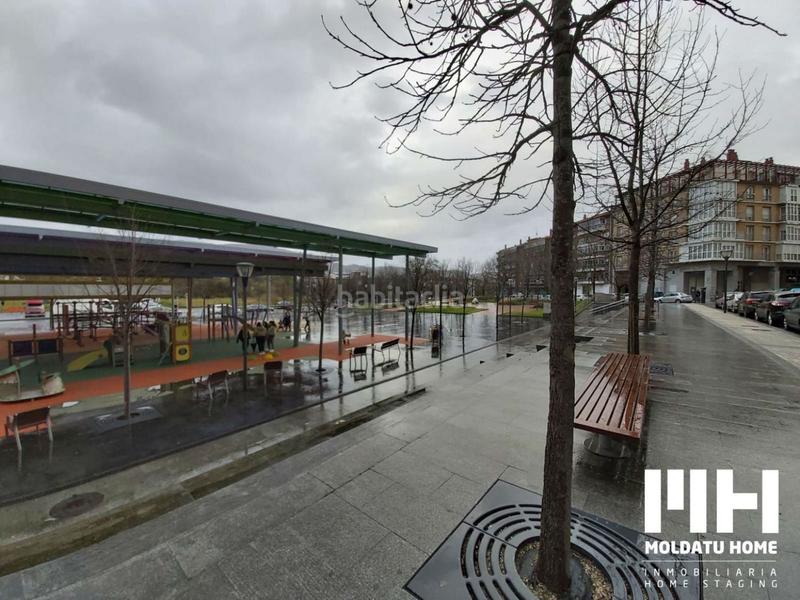 Foto f17a36d3-e46f-4391-a49b-f8eb0634cf1c. Locale commerciale in Pinar - Anaka - Belaskoenea Irun