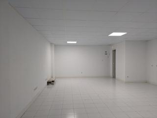 Lloguer Oficina a Pinar - Anaka - Belaskoenea. Local para oficina 50m² en zona de anzarán
