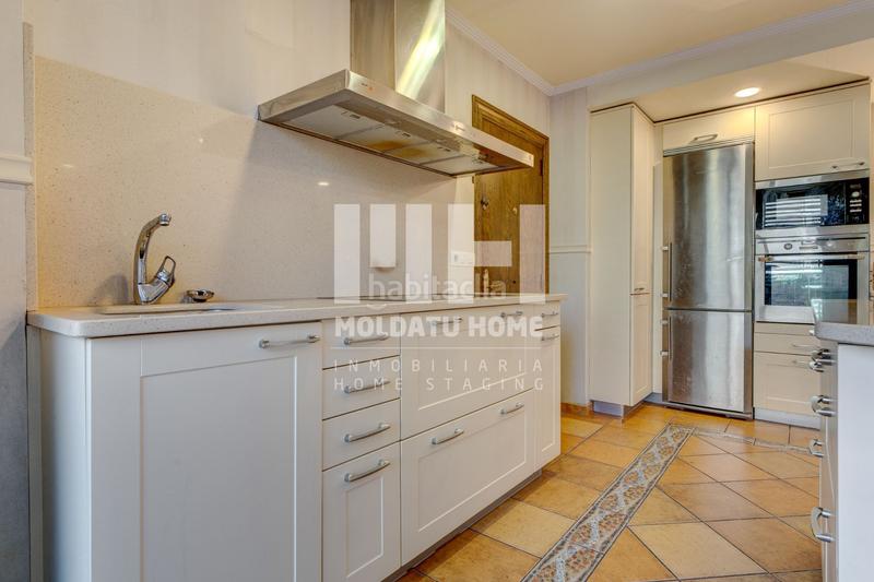 Foto 012a7ec1-df52-42df-a2fd-9e303ccd1554. Piso donostia alcalde jose elosegui en Intxaurrondo Donostia - San Sebastián