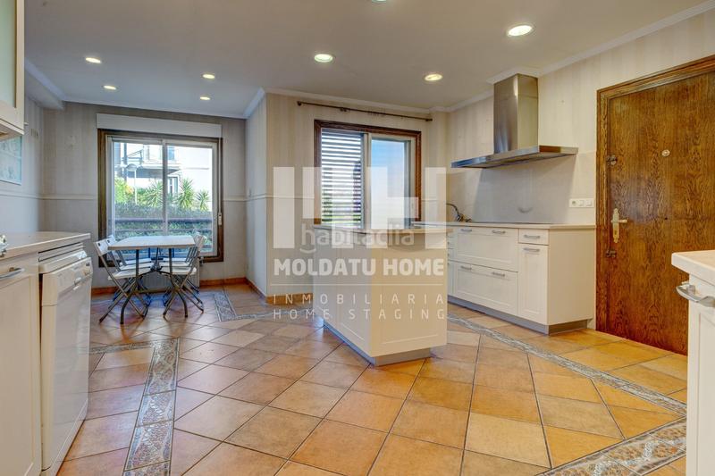 Foto 75d05d8a-3bfb-40c9-850c-422ff271016a. Piso donostia alcalde jose elosegui en Intxaurrondo Donostia - San Sebastián