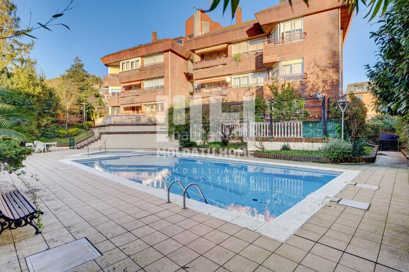 Foto a60e3178-3485-4729-a6e2-eed758a85e87. Piso donostia alcalde jose elosegui en Intxaurrondo Donostia - San Sebastián