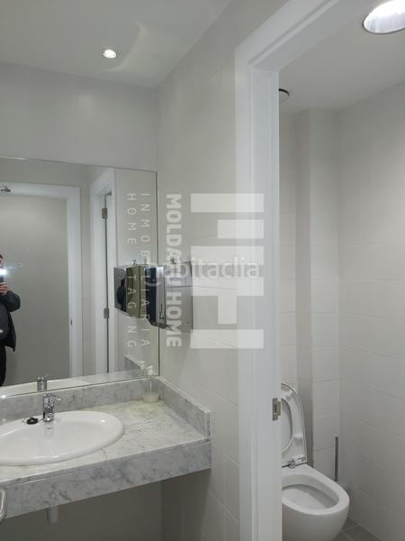 Foto a8dd18ba-4cff-4837-b05b-7766f89b2be5. Local comercial a Lemoa