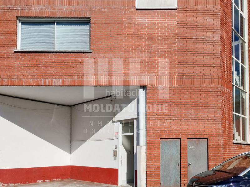 Foto dac83a15-7807-47f6-9f3f-dcd1d26fd8d6. Bureau dans Lapice - Larreaundi - Olaberria - Meaka Irun