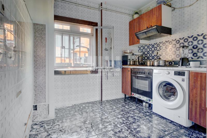 Foto a5daebdc-f49f-4e4e-8f7c-ef612890d094. Flat with heating in Altza Donostia - San Sebastián