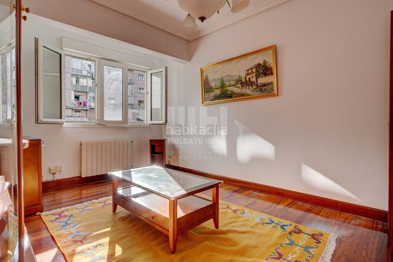 Foto e6a36038-ff25-424d-837d-1b3b5bc4f2ef. Piso calle aduana con gran terraza en Centro - Mendibil - Santiago Irun