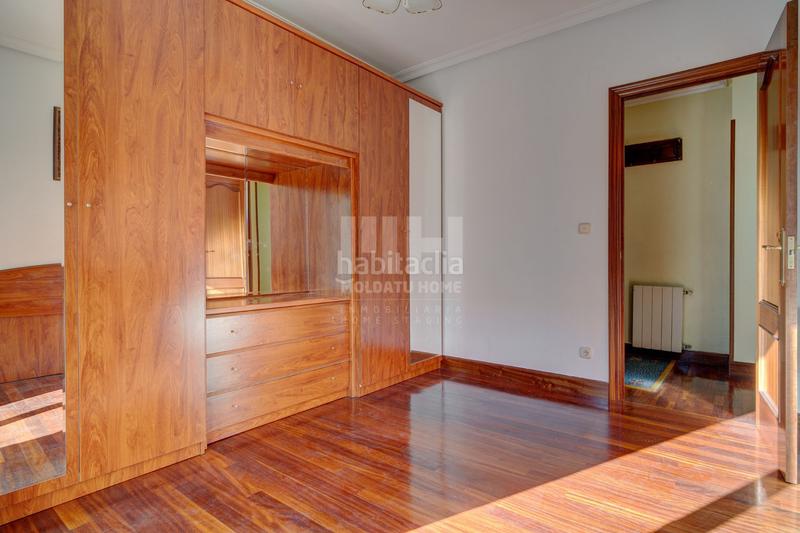 Foto ef2bfa0c-47ae-411a-a9b2-90ec25dba302. Piso calle aduana con gran terraza en Centro - Mendibil - Santiago Irun